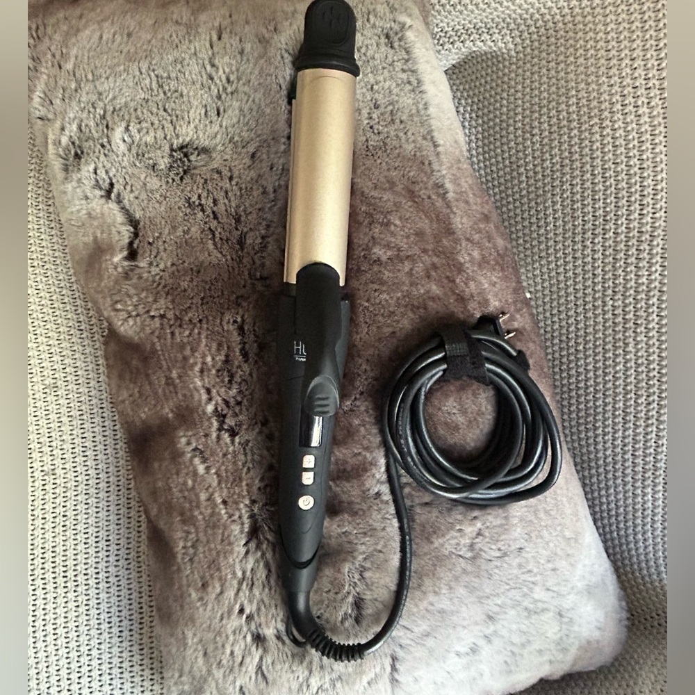 HUACHI DUAL CURL AND STRAIGHTENER Styling tool. Never used! No box.